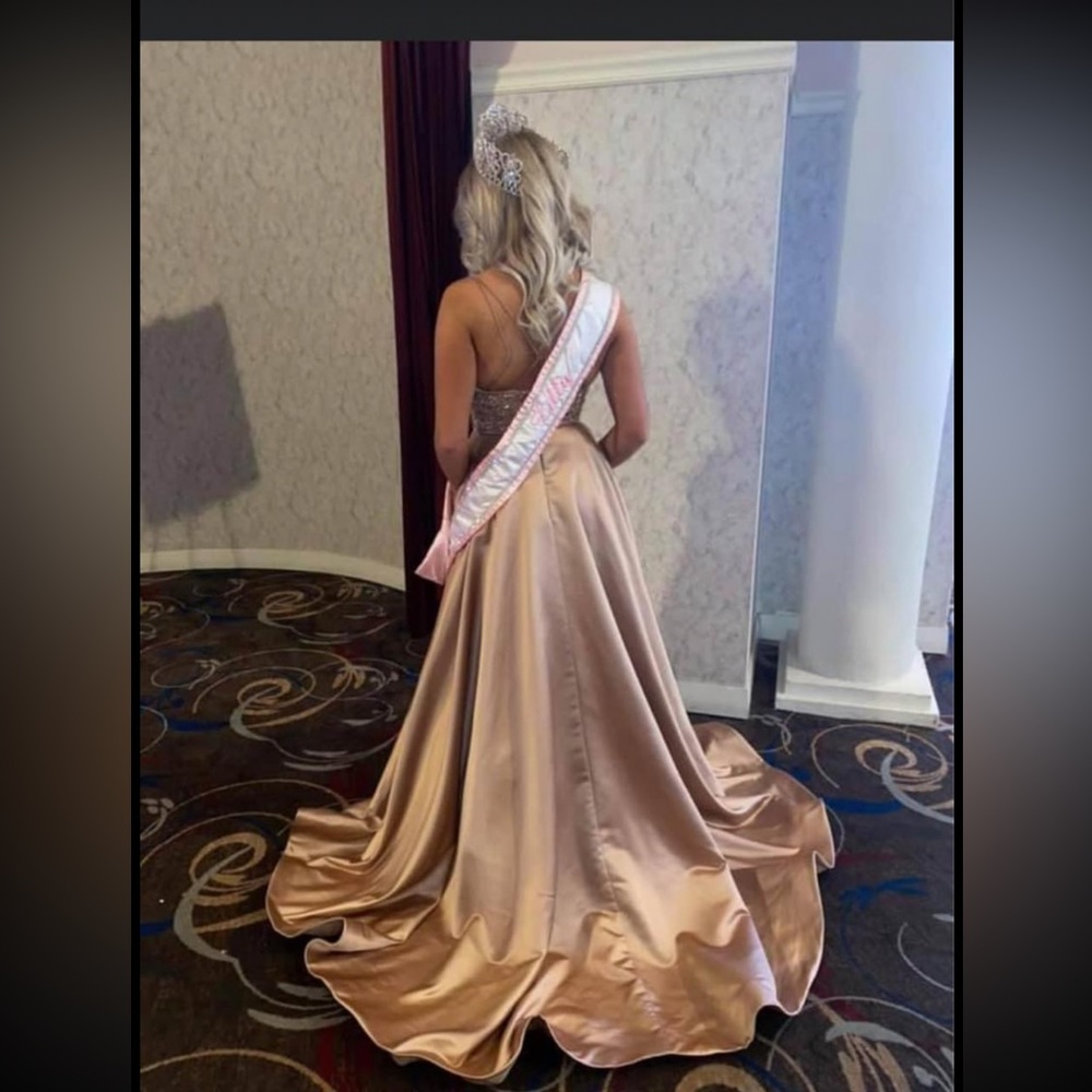 Sherri Hill
